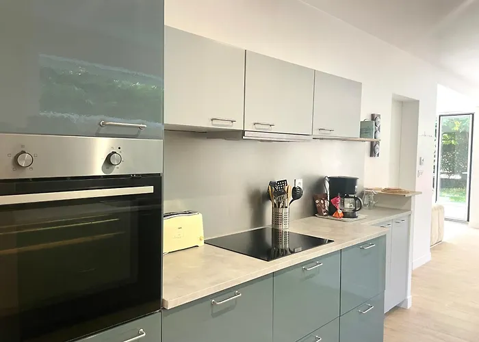 Semesterbostad Topaze A