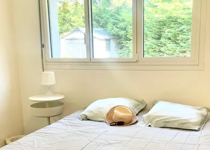 Semesterbostad Topaze A